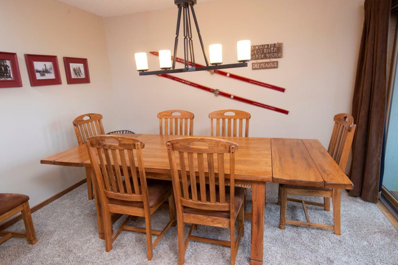 Okemo Mountain Lodging Ludlow Ngoại thất bức ảnh