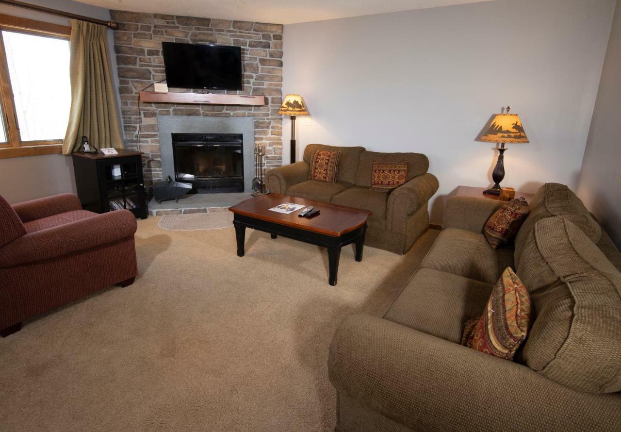 Okemo Mountain Lodging Ludlow Ngoại thất bức ảnh